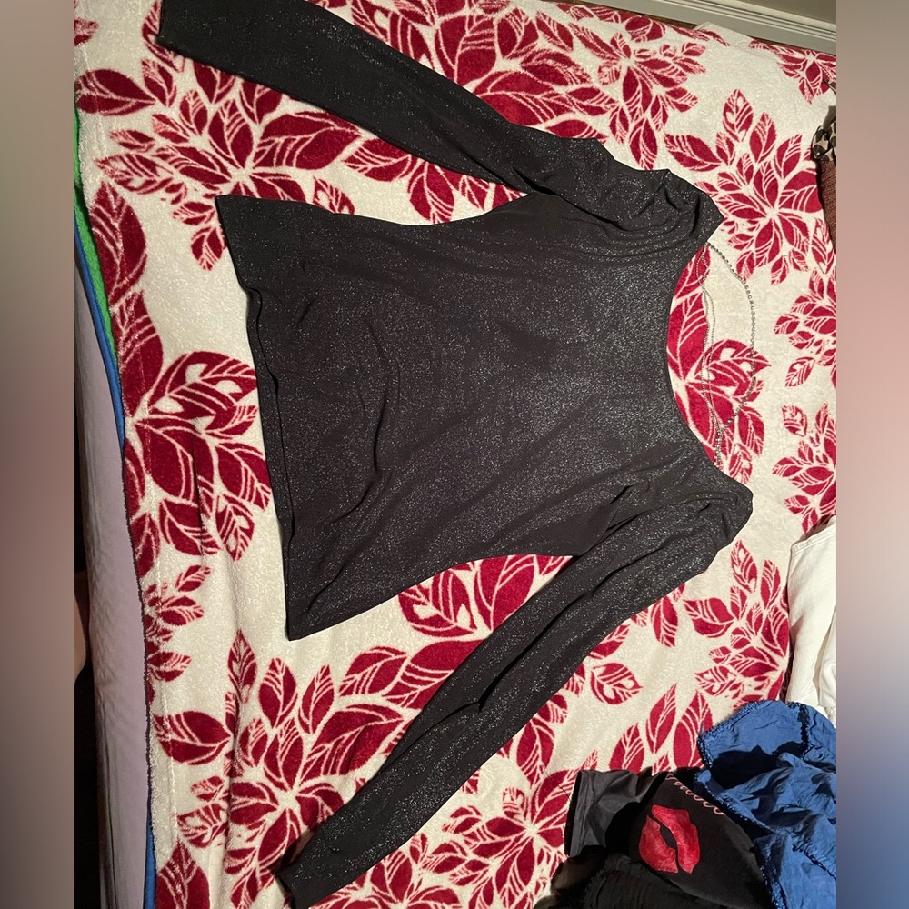 Guess long sleeve dressy shirt, sparkly with mock back jeweled